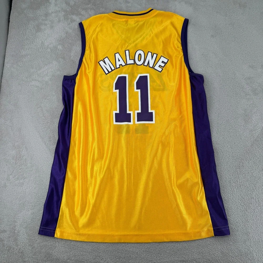 Vintage Los Angeles Lakers Mens Karl Malone 11 Jersey Large Yellow Preowned